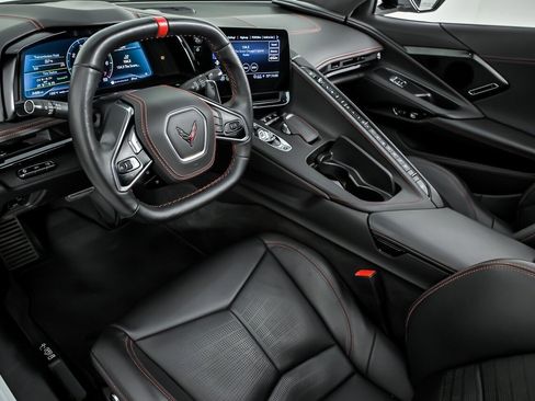 Used 2023 Chevrolet Corvette Stingray Premium Conv w/ Z51 Performance Package image 21