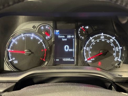 Certified 2024 Toyota 4Runner SR5 image 25