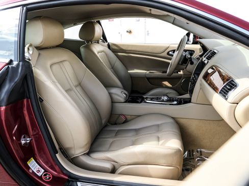 Used 2013 Jaguar XK Touring image 24