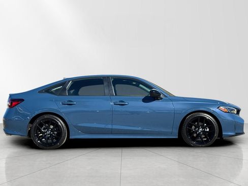 Used 2025 Honda Civic Sport image 2