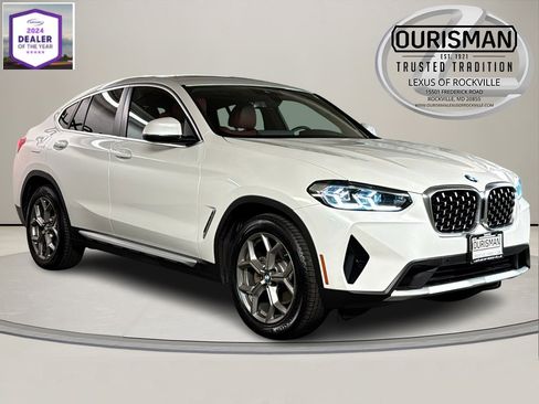 Used 2023 BMW X4 xDrive30i w/ Convenience Package image 1