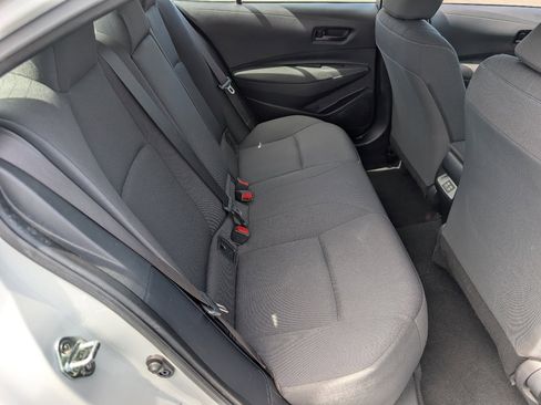 Used 2023 Toyota Corolla LE FWD image 5