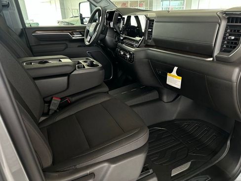 New 2026 GMC Sierra 2500 SLE w/ SLE Value Package; image 15