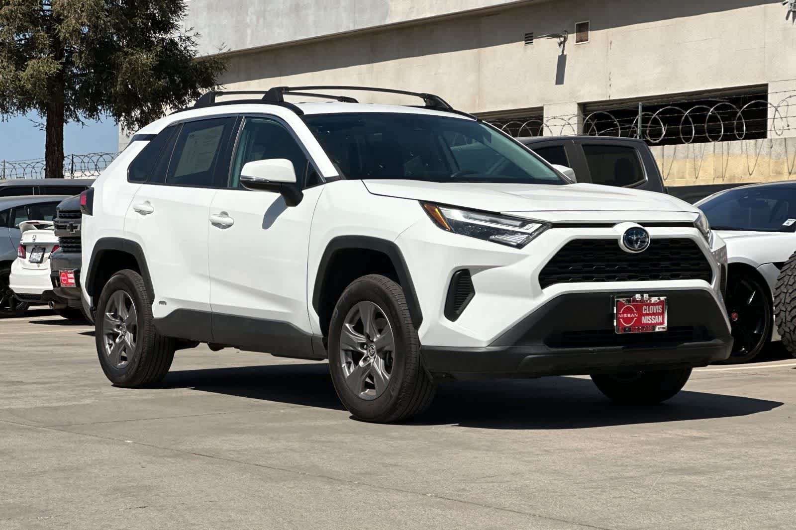 Used 2024 Toyota RAV4 XLE AWD/4WD image 10