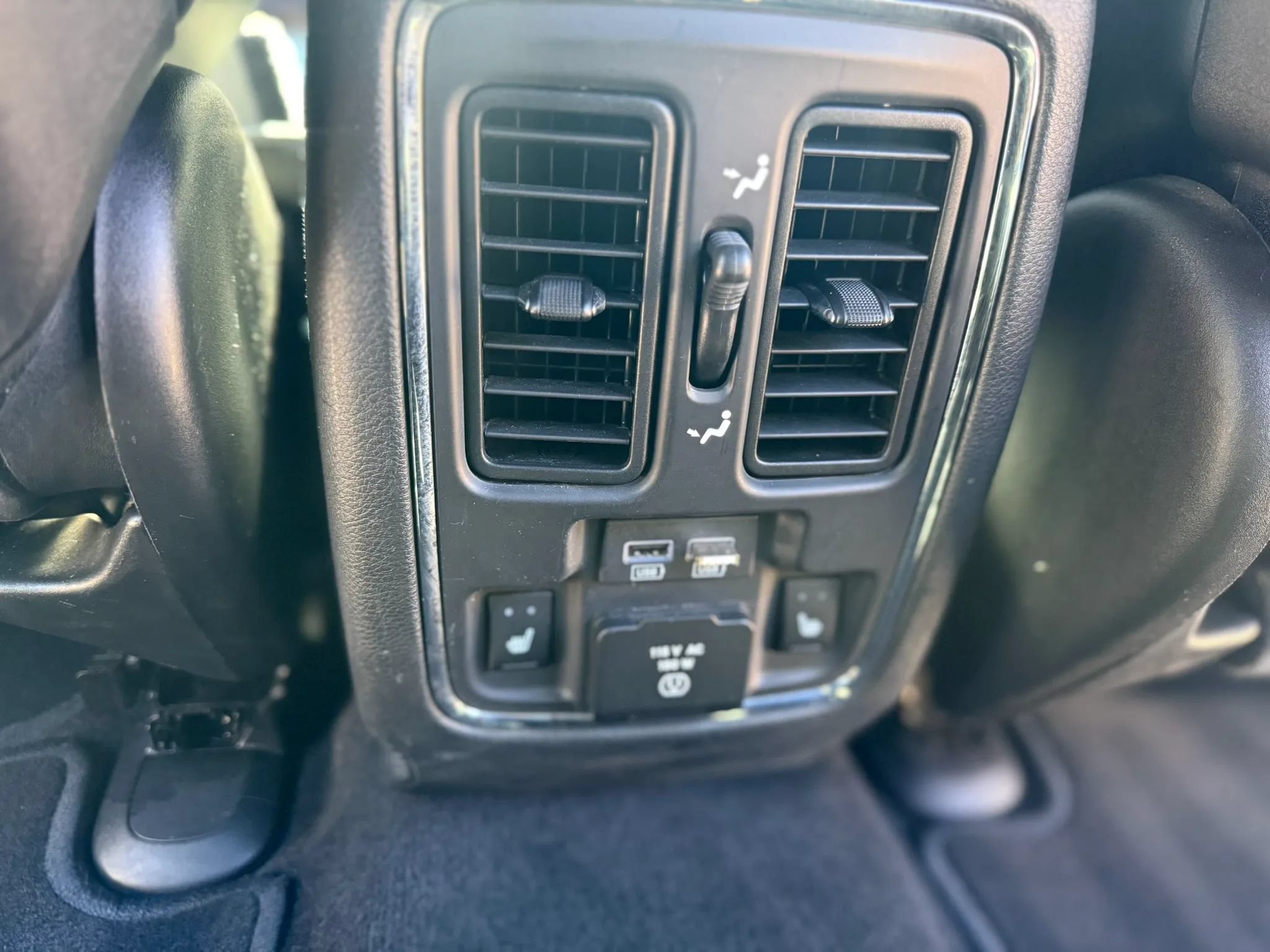 Used 2014 Dodge Durango R/T w/ Trailer Tow Group IV AWD/4WD image 25