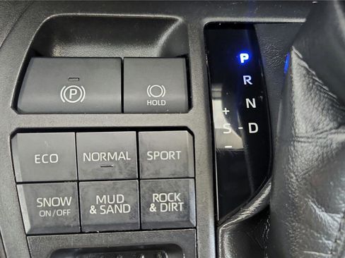 Certified 2021 Toyota RAV4 XLE image 63