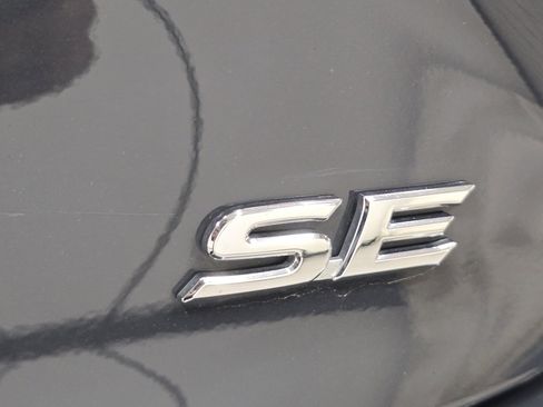 Certified 2025 Toyota Camry SE image 11