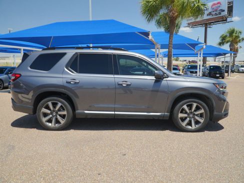 Used 2024 Honda Pilot Elite image 4