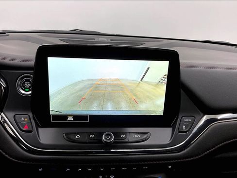 Used 2025 Chevrolet Blazer RS image 24