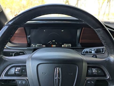 Used 2021 Lincoln Navigator Reserve AWD/4WD image 34