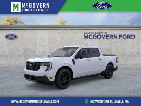 New 2026 Ford Maverick Lariat w/ Black Appearance Package image 1