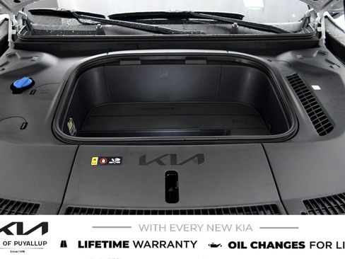 New 2026 Kia EV9 Wind image 20