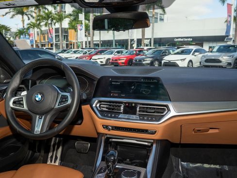 Used 2021 BMW 440i xDrive Coupe w/ Premium Package image 17