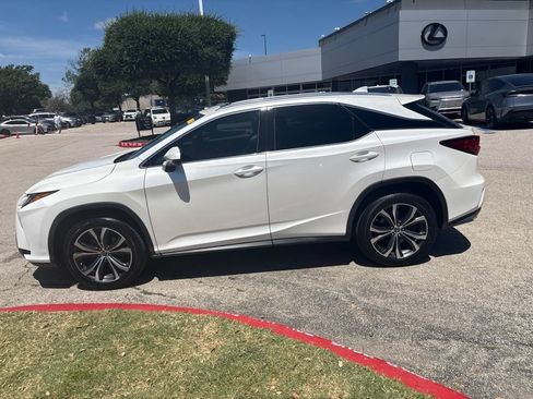Used 2018 Lexus RX 350 FWD w/ Premium Package image 2