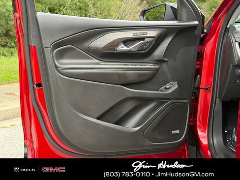 Used 2023 GMC Terrain SLT w/ Infotainment Package II FWD image 20