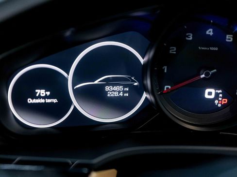 Used 2019 Porsche Cayenne image 59