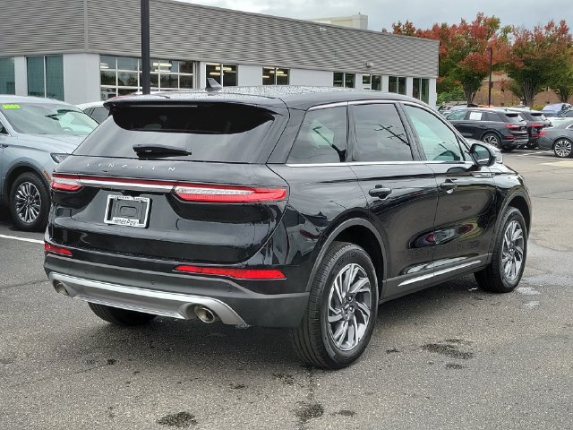 Used 2023 Lincoln Corsair AWD w/ Equipment Group 101A image 4