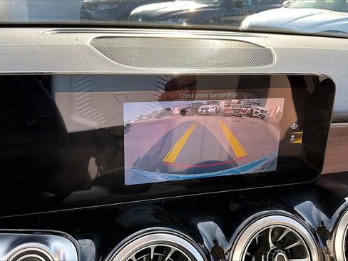 Used 2023 Mercedes-Benz GLB 250 w/ Premium Package image 14