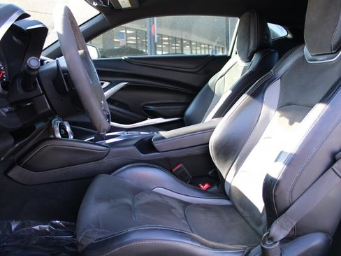 Used 2018 Chevrolet Camaro SS RWD image 20