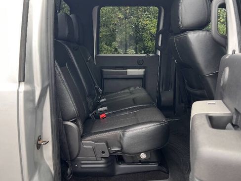 Used 2016 Ford F250 Lariat w/ Lariat Interior Package AWD/4WD image 19