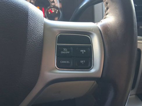 Used 2014 RAM 2500 Laramie AWD/4WD image 25