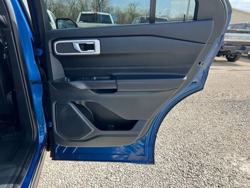 Used 2020 Ford Explorer XLT w/ Equipment Group 202A image 18