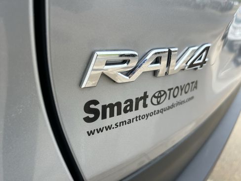 Certified 2023 Toyota RAV4 XLE Premium AWD/4WD image 8