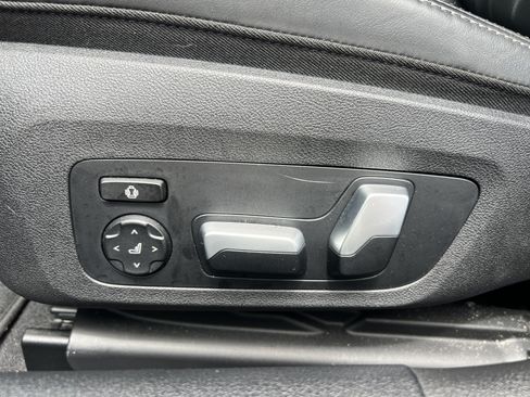 Certified 2026 BMW 840i xDrive AWD/4WD image 38