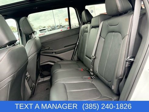 New 2026 Jeep Cherokee Overland image 12