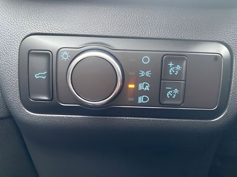 Certified 2023 Ford Escape Active image 17