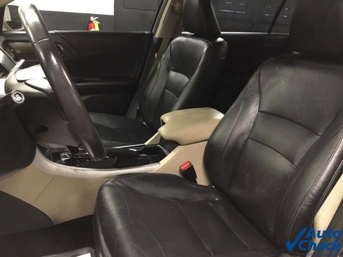Used 2017 Honda Accord EX-L image 24