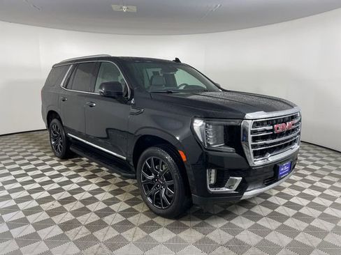 Used 2023 GMC Yukon SLT w/ SLT Luxury Package AWD/4WD image 23