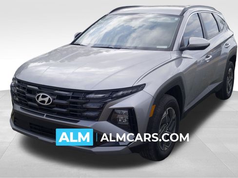Used 2025 Hyundai Tucson Blue image 1