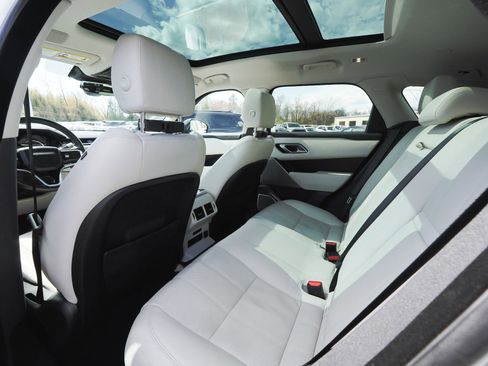 Used 2022 Land Rover Range Rover Velar S AWD/4WD image 36