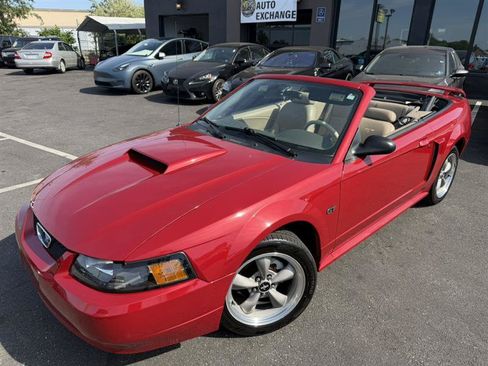 Used 2002 Ford Mustang GT RWD image 2