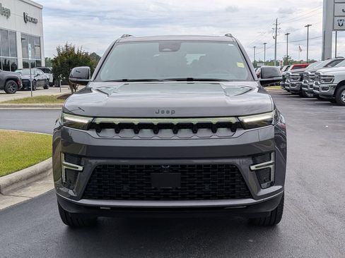New 2026 Jeep Grand Wagoneer Limited AWD/4WD image 2
