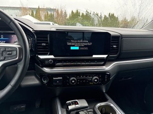 Used 2024 Chevrolet Silverado 1500 LTZ w/ Technology Package AWD/4WD image 20