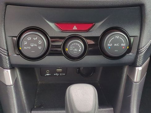 Used 2023 Subaru Forester Premium image 24