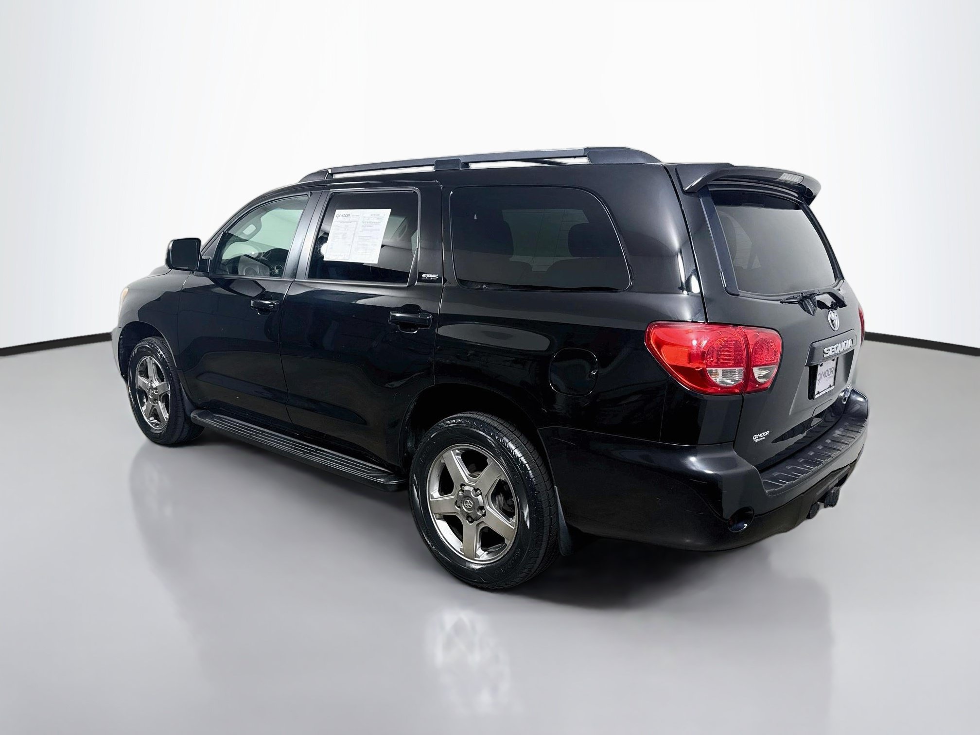 Used 2013 Toyota Sequoia SR5 w/ Sport Appearance Pkg AWD/4WD image 5