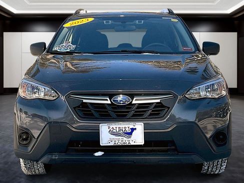 Used 2023 Subaru Crosstrek 2.0i image 3