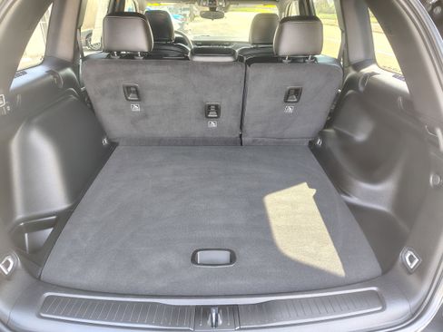 Certified 2024 Jeep Grand Cherokee Limited image 11