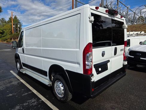 Used 2023 RAM ProMaster 2500 image 5