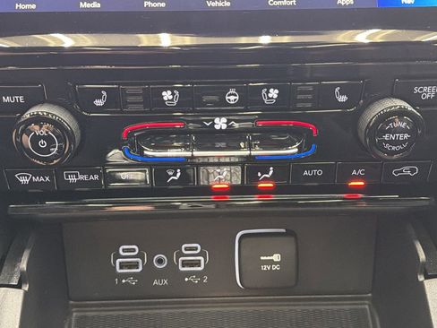 Used 2024 Jeep Grand Cherokee Limited 4xe w/ Luxury Tech Group II image 20