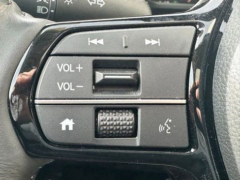 Used 2024 Honda CR-V EX-L image 12