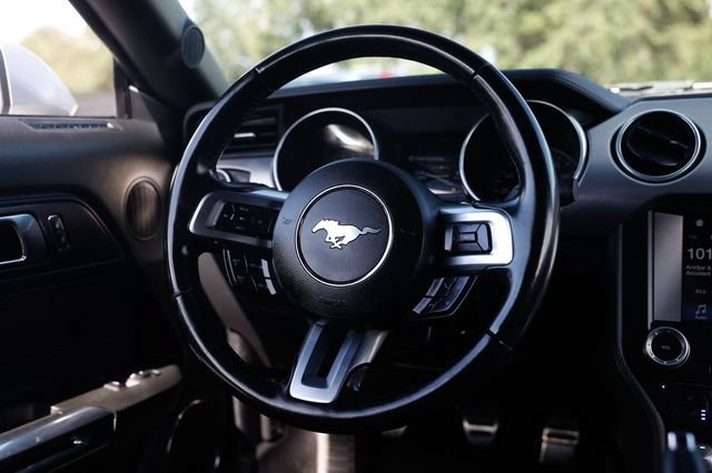 Used 2018 Ford Mustang GT Premium RWD image 30