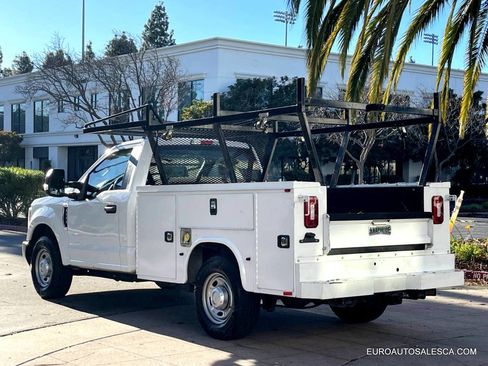 Used 2018 Ford F350 XL w/ Power Equipment Group image 4