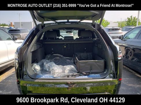 New 2026 Land Rover Range Rover Velar Dynamic SE image 7