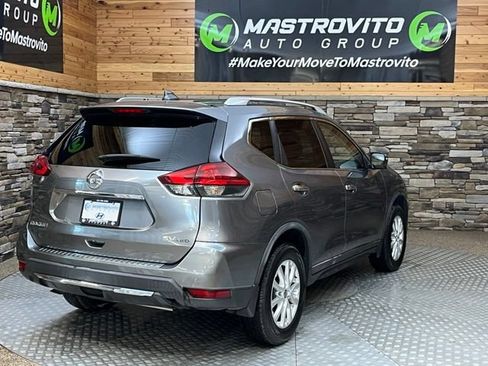 Used 2018 Nissan Rogue SV w/ Premium Package AWD/4WD image 11