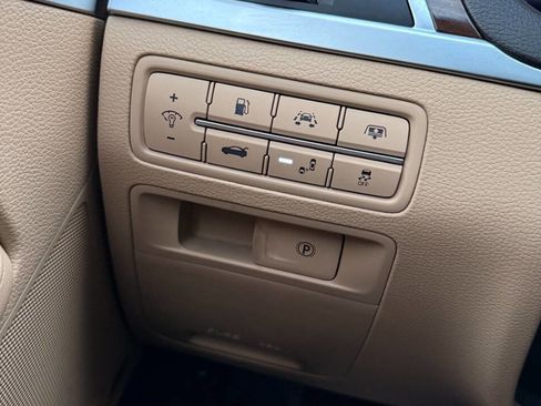 Used 2015 Hyundai Genesis 3.8 w/ Option Group 03 image 40