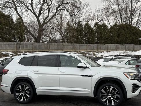 New 2026 Volkswagen Atlas SEL Premium R-Line image 4